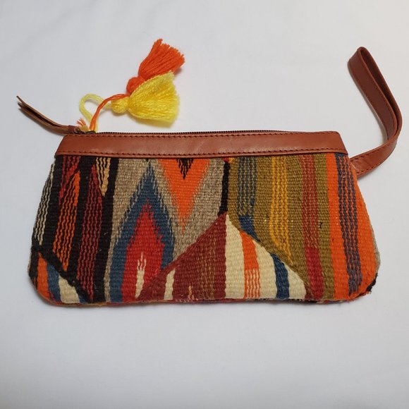 Nena & Co. Morocco Clutch / Wristlet - Picture 6 of 16